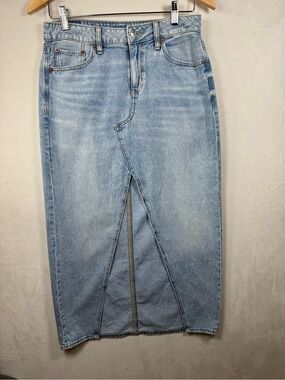 American Eagle Outfitters Light Blue Denim Maxi Skirt with Front Panel Slit SZ 0